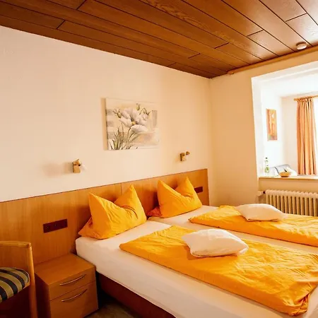 Hotelpension Schroeder فيلنغن