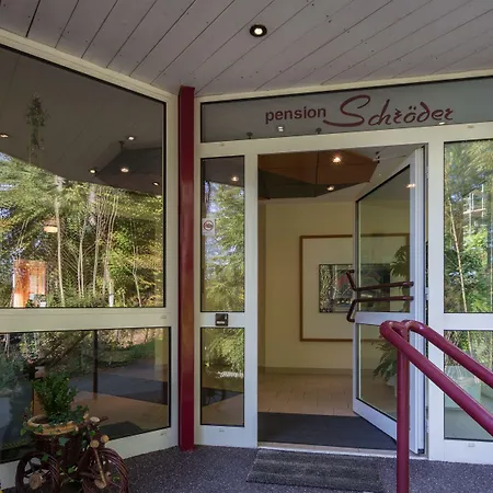 Hotelpension Schroeder 3* Willingen (Upland)